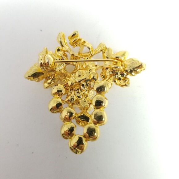 Vintage Rhinestone Grape Cluster Brooch, Gold Tone Faux Pearl Lapel Pin, Retro - Picture 2 of 5